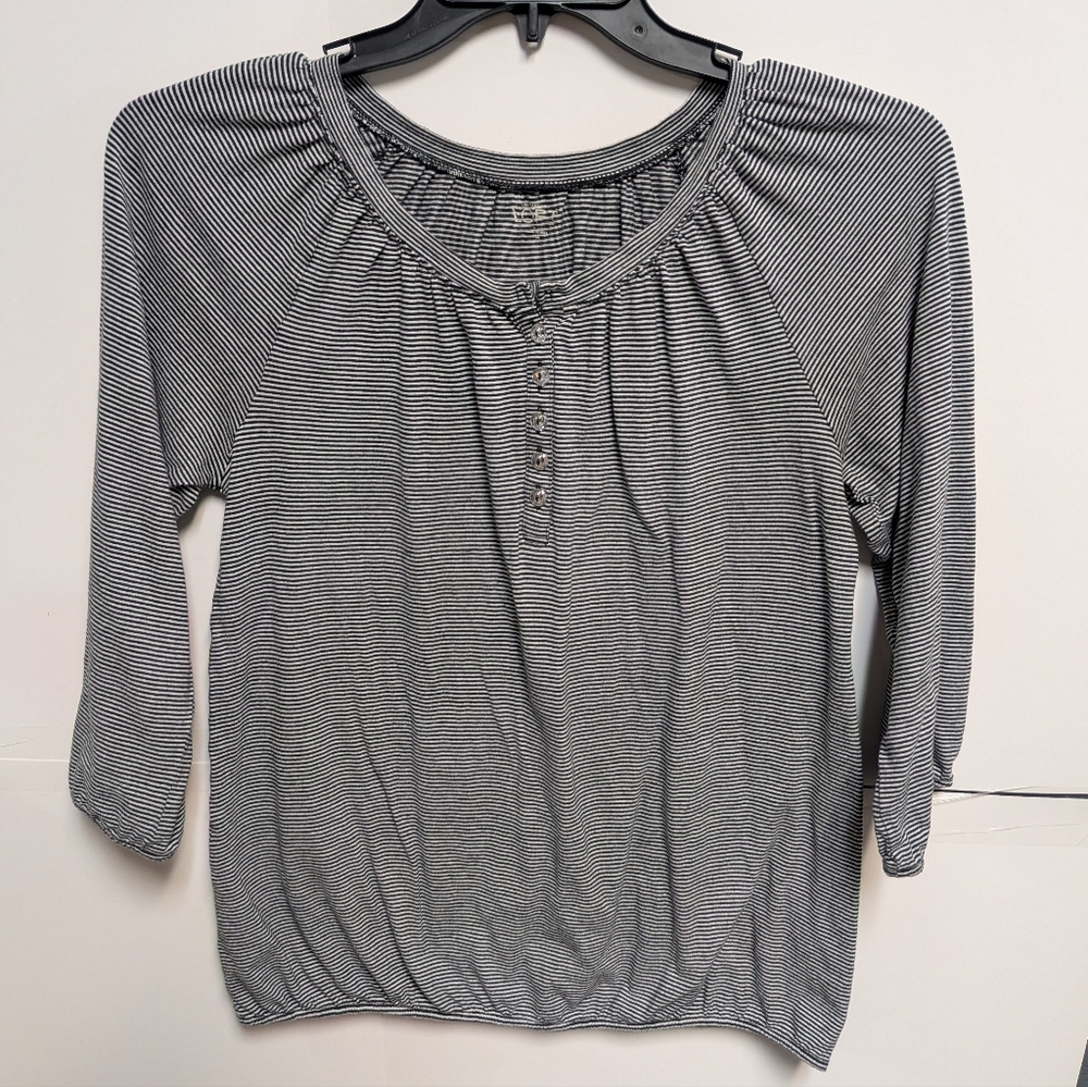  LOFT, a brand by Ann Taylor.  Striped Gray Women's Top Size Medium
